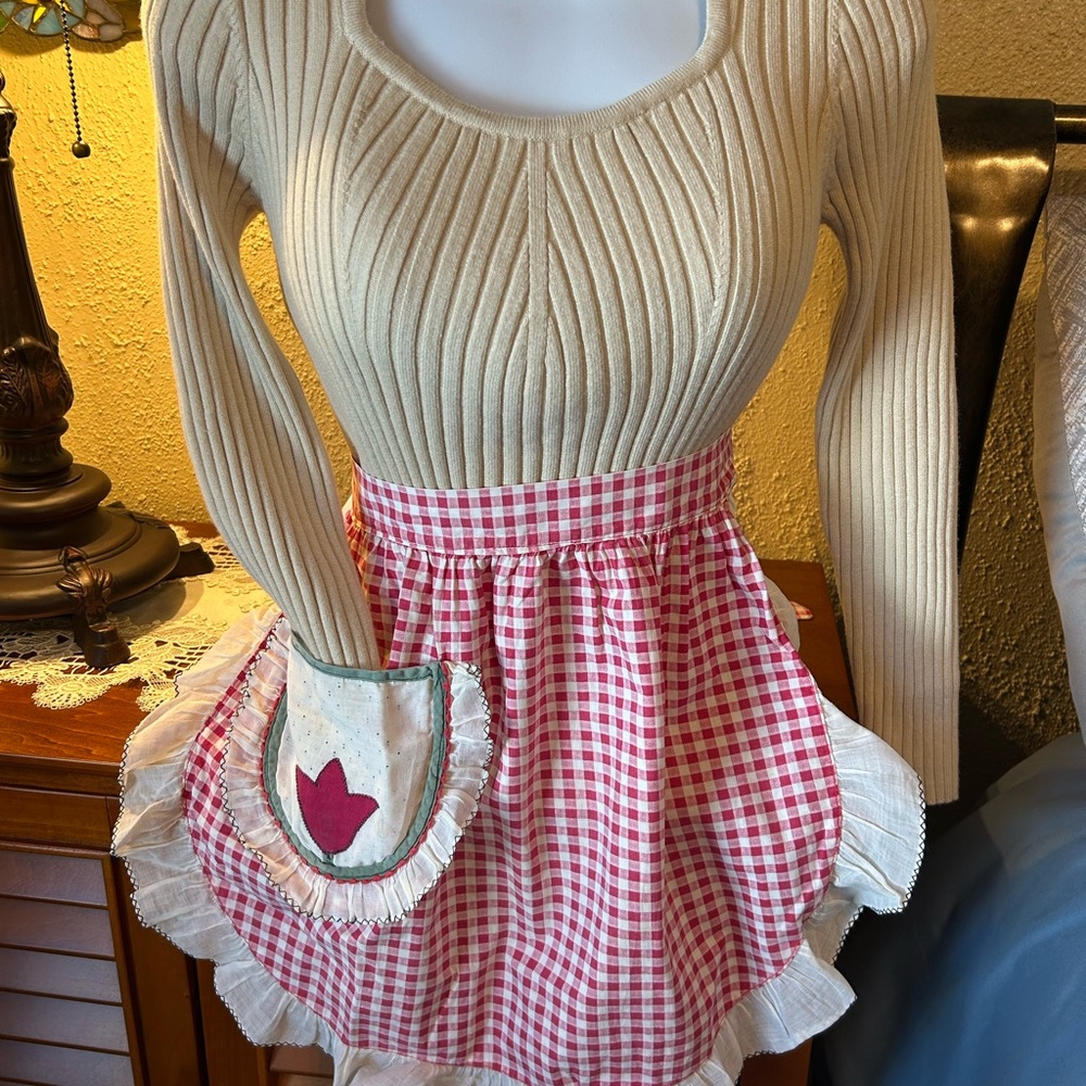 Set of 4 Little Girls Aprons